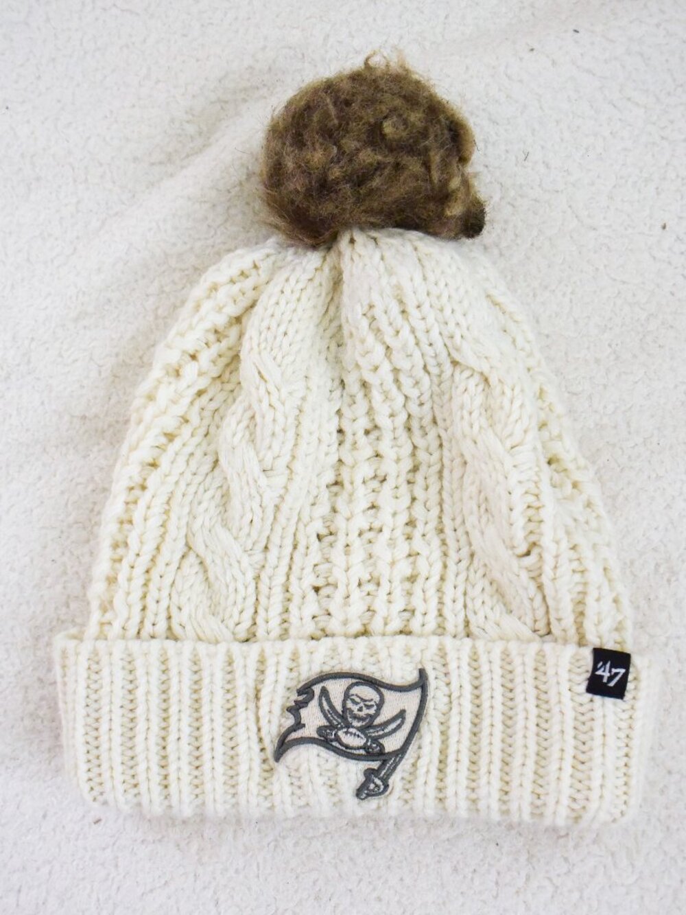 *Tampa Bay Buccaneers* 47-Brand NFL - Cream Pom Pom Beanie.